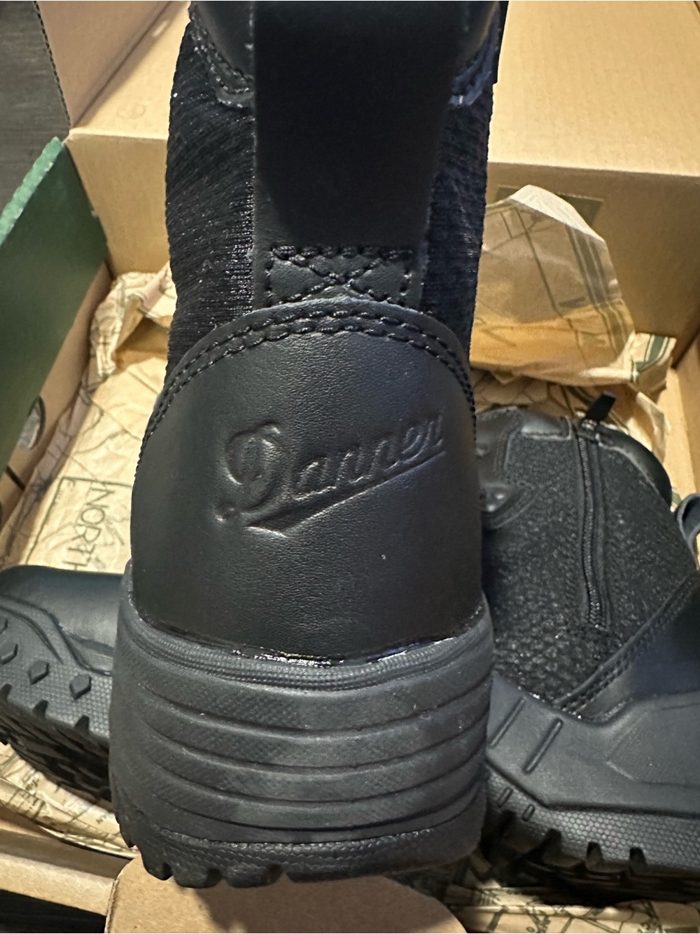 Men's Tactical Black High-Top Work Boots - Picture 4 of 7